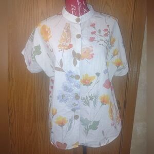 XXL Flowered blouse